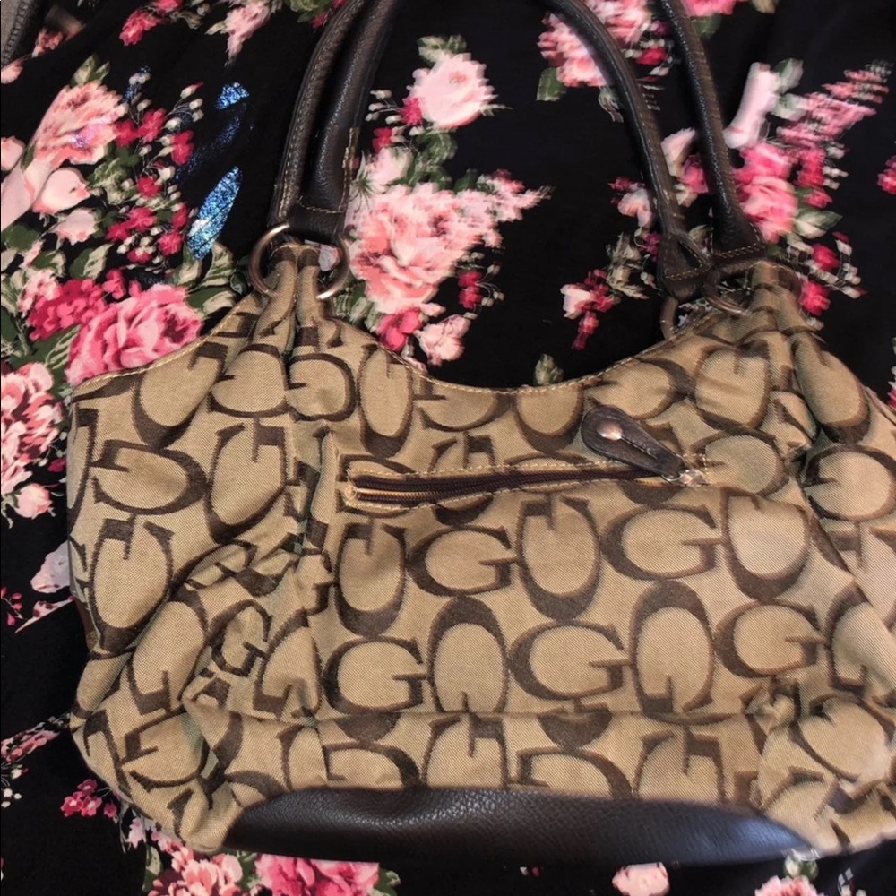 Guess Handbag - Picture 4 of 6